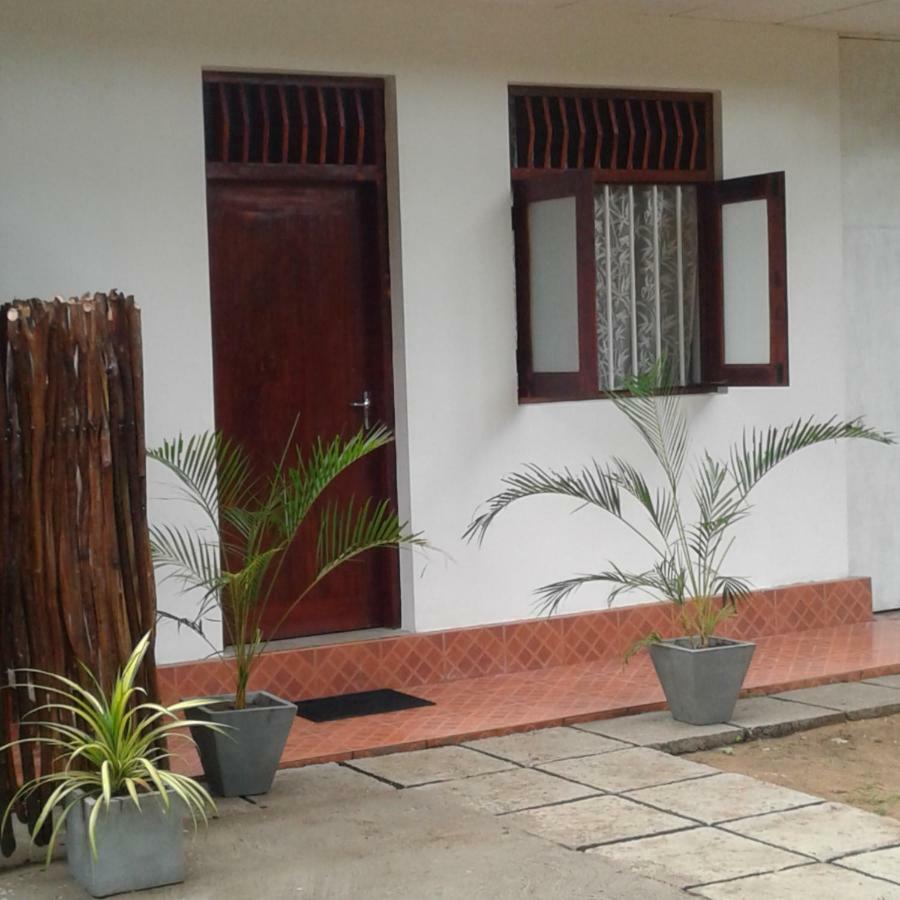 Calm House Dickwella Apartment Exterior photo